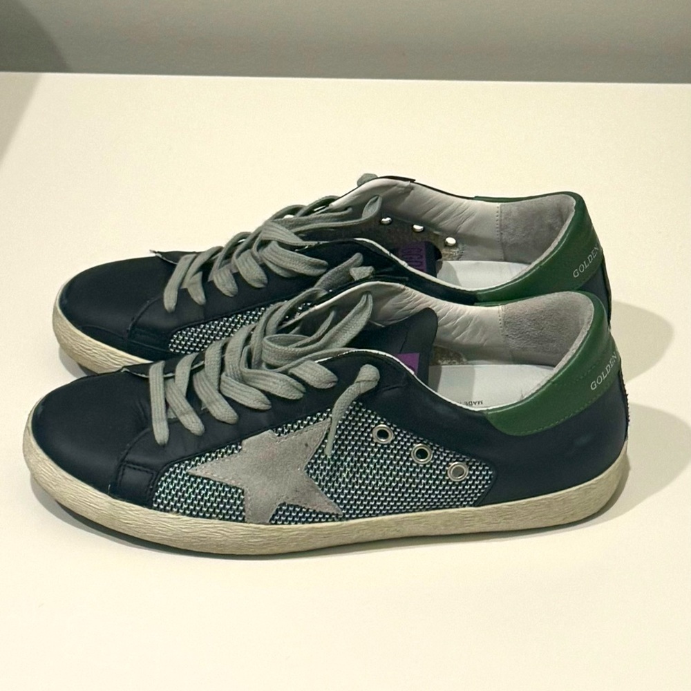 Mens Golden Goose Superstar size 7